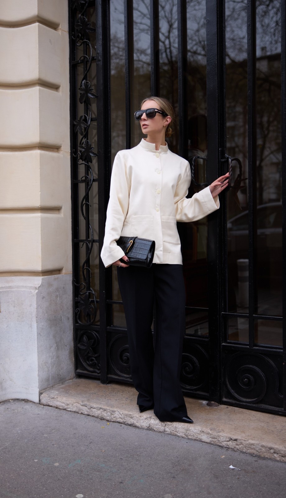 Spring jacket, rohe jacket, mandarin jacket, satin jacket, silk jacket, clutch bag, evening bag, black trousers, tailored trousers, croc bag, little liffner, net-a-porter, farfetch, date night outfit 

#LTKbag #LTKluxury #LTKspring