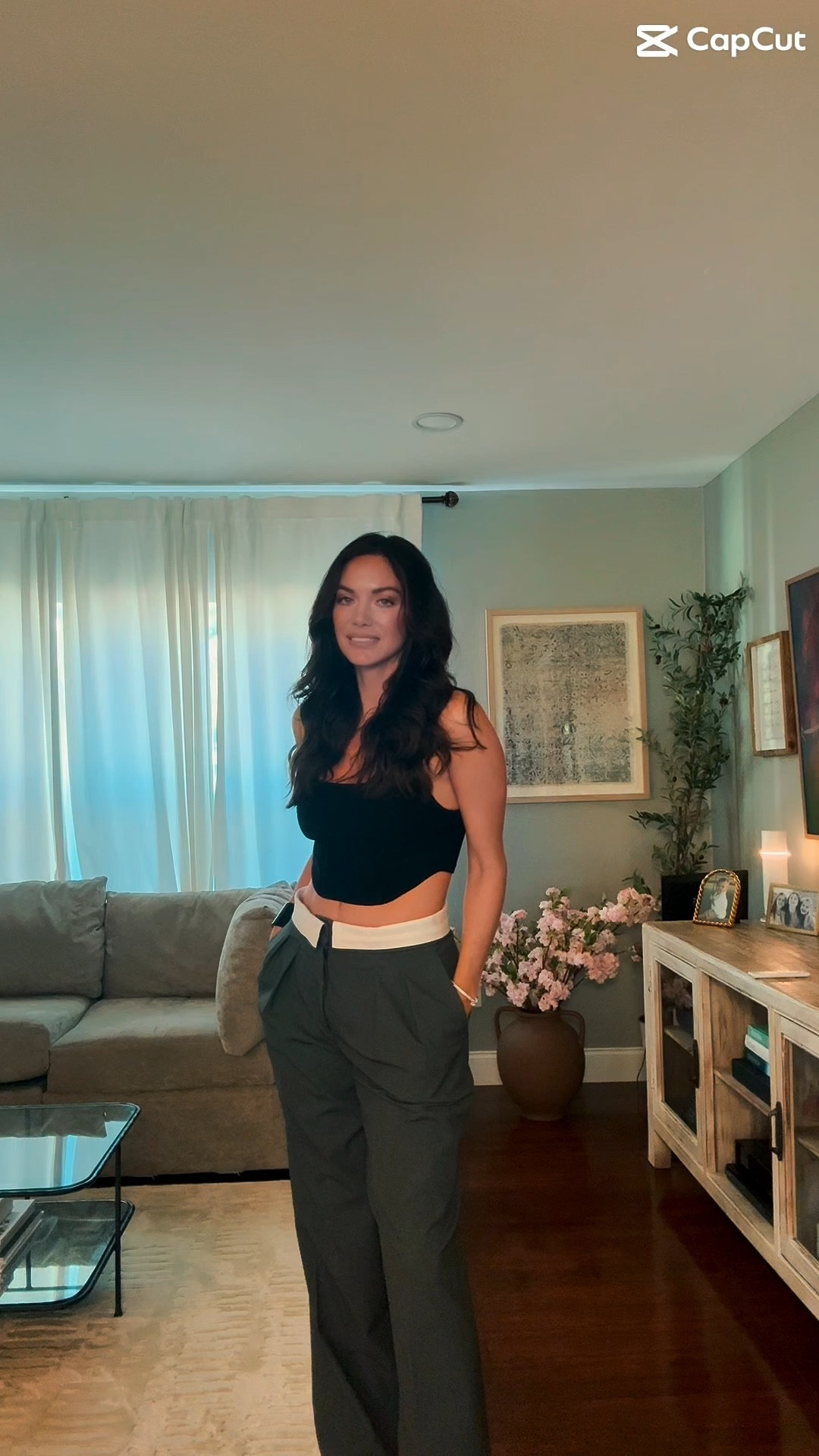 Saturday’s look for a friends birthday party 🖤 #grwm #fashioninspo #weekendfashion 