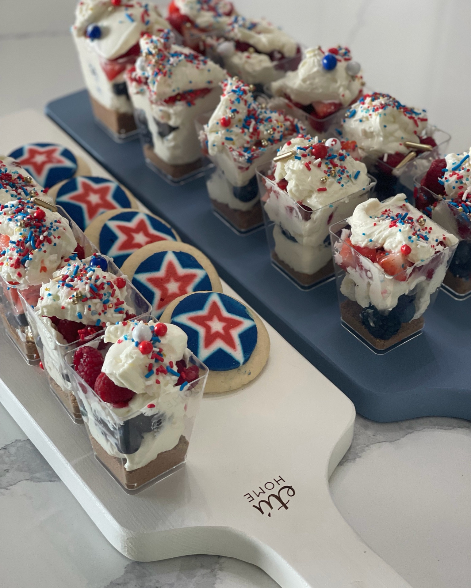 Summer entertaining made easy ✨ From patriotic bites to sweet treats and charcuterie boards, these etúHOME pieces make every spread feel instantly more elevated.

Perfect for Memorial Day gatherings, backyard hosting, and all the little moments that deserve a pretty presentation.

Use code MEMORIAL20 for 20% off sitewide through Monday, May 25th.

#etuHOME #SummerEntertaining #CharcuterieBoard #MemorialDayWeekend #HostessStyle

#LTKSaleAlert #LTKfoodie #LTKSeasonal