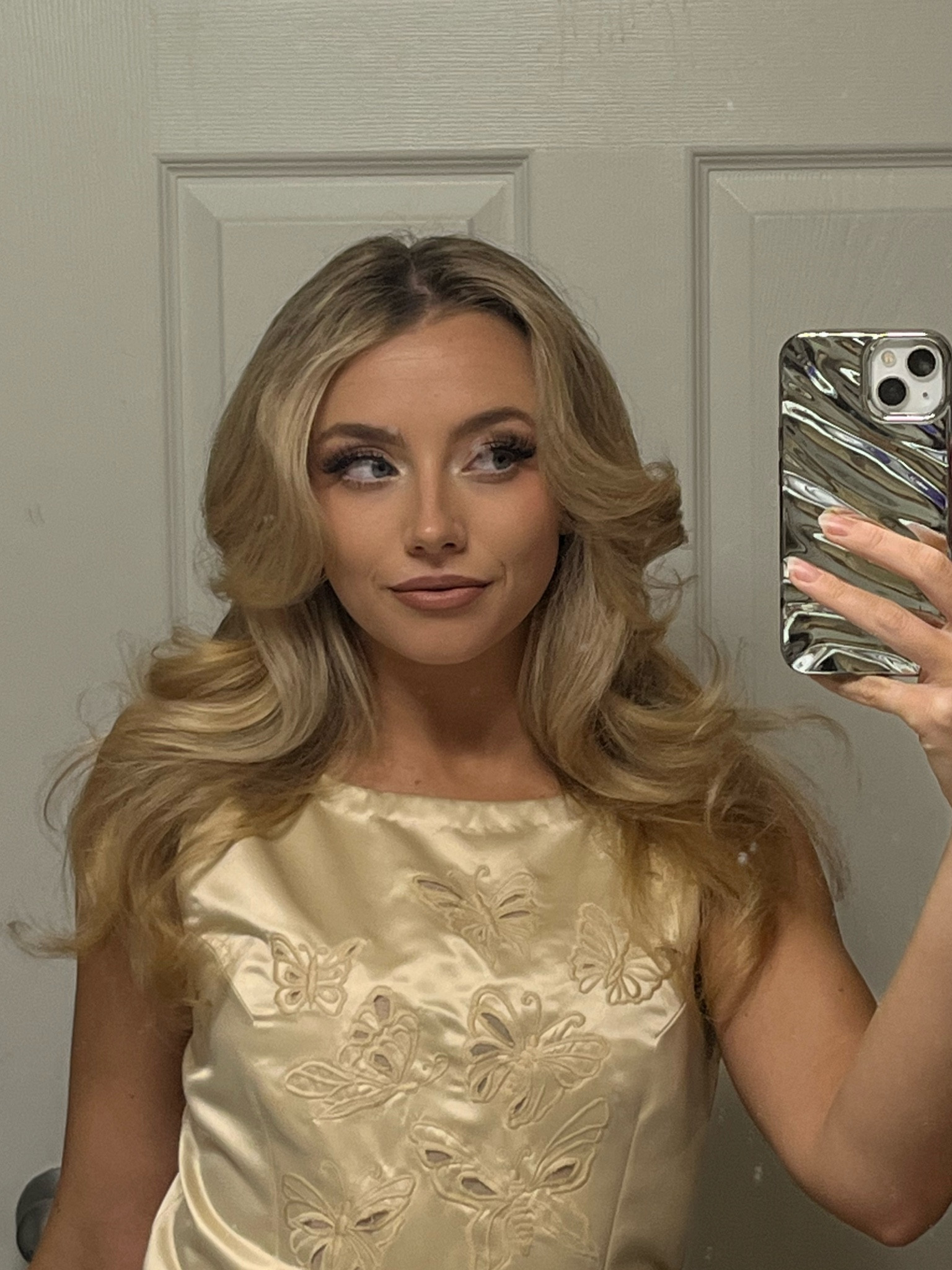 The most perfect at-home blowout I’ve ever done 🕊️🪽☁️


#LTKBeauty