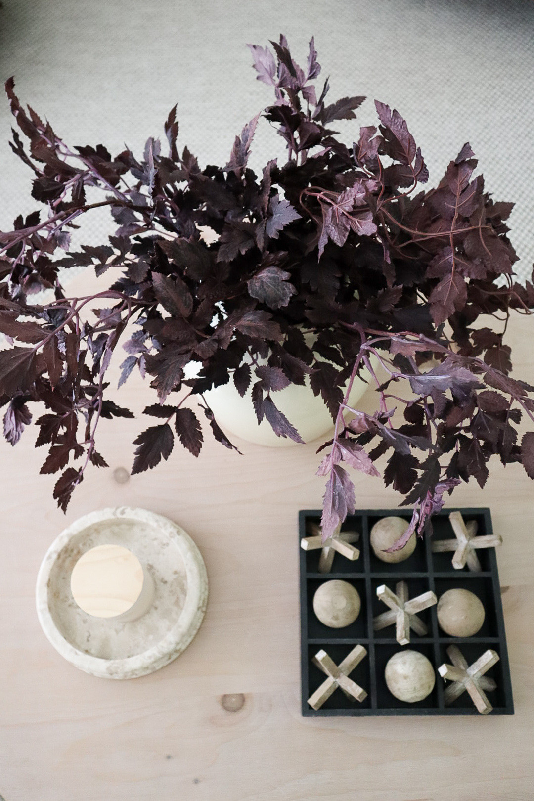 Coffee table decor


#LTKHome #LTKFindsUnder50 #LTKSeasonal