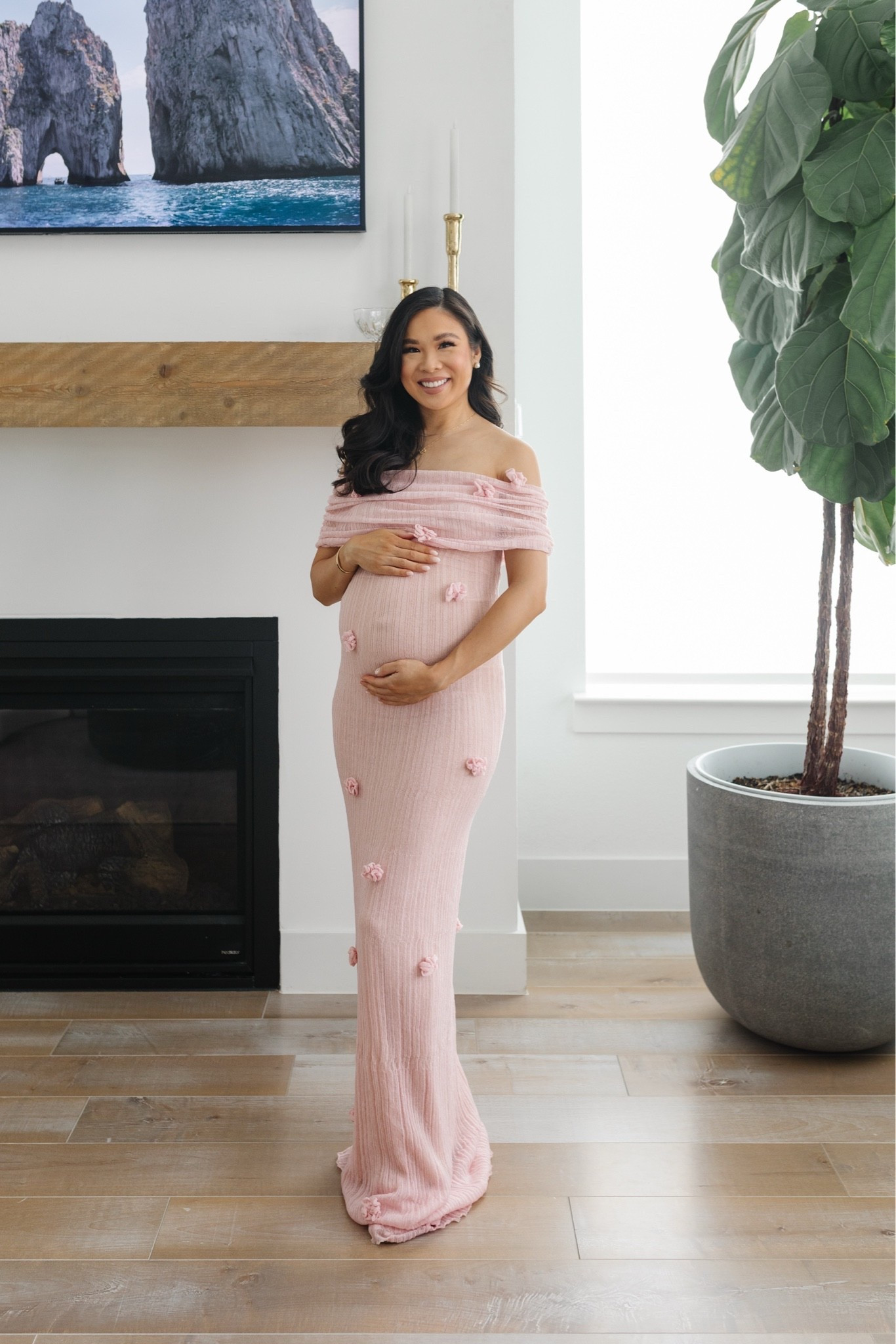 Loving this knit maxi dress that is so pretty as a wedding guest dress.
Bump-friendly, too!
Comes in a handful of colorways.

#LTKootd #LTKBump #LTKWedding