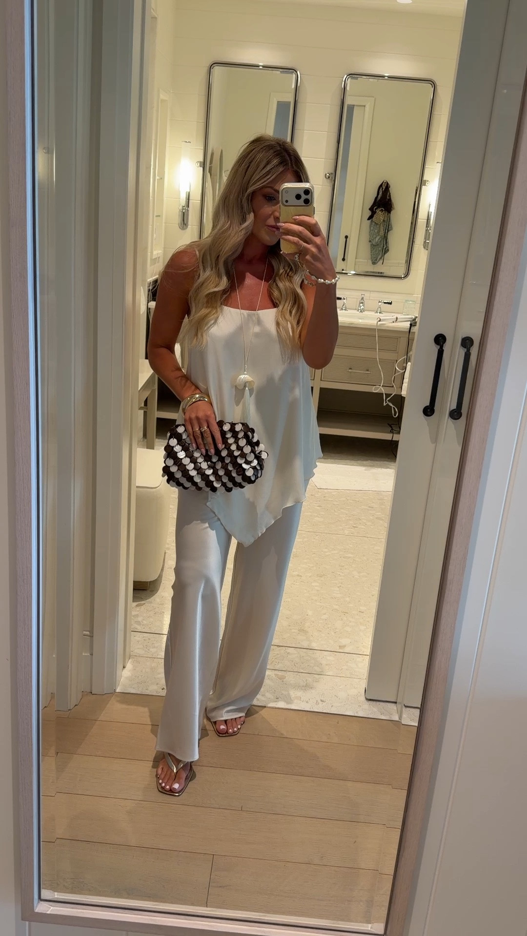 Gorgeous set for a vacation

#LTKSeasonal #LTKootd