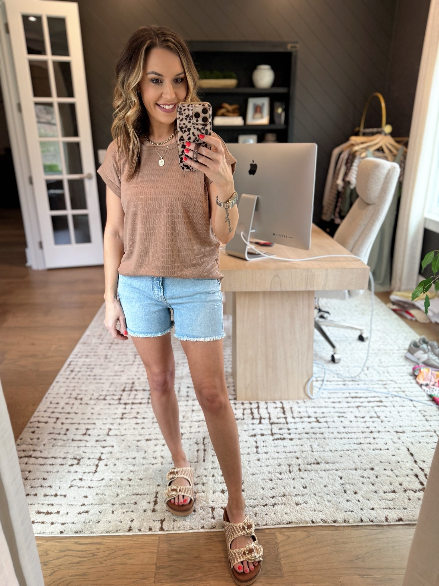 Wearing xs in tee. Shorts and shoes fit tts!