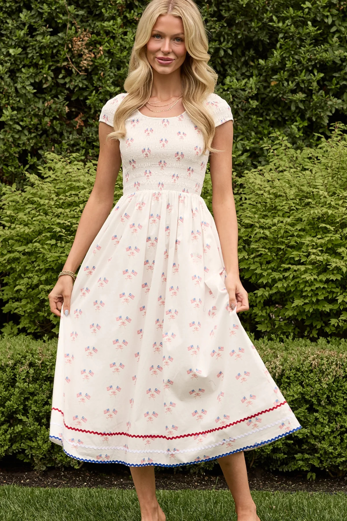 Marlow Cap Sleeve Dress in Star Spangled | Ivy City Co