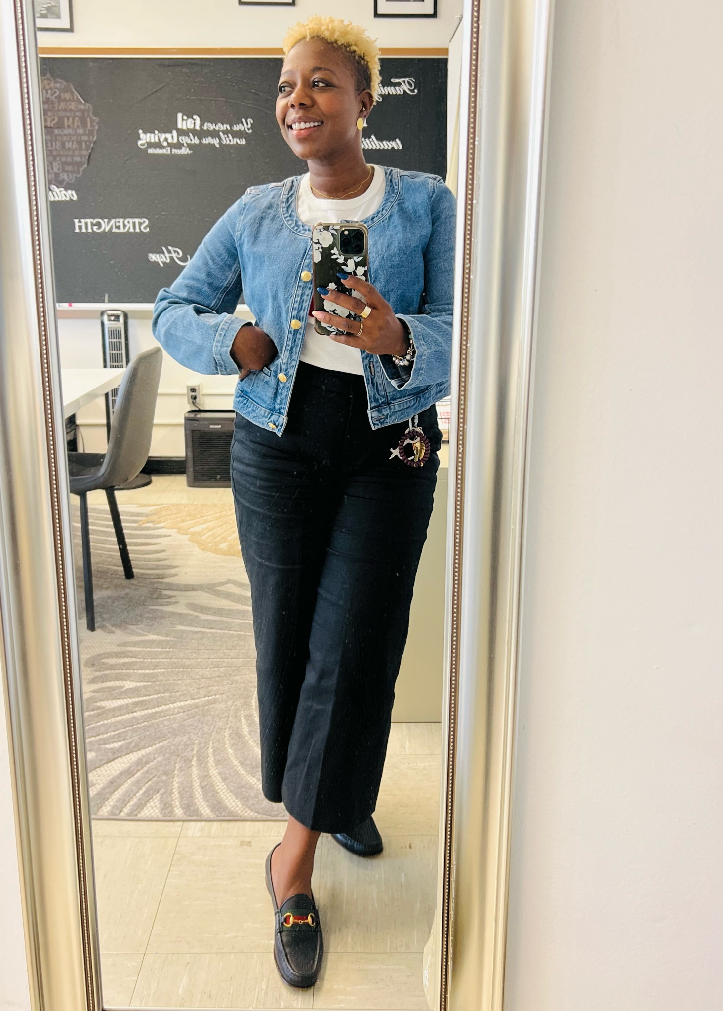 Added this denim lady jacket to my closet and I’m so happy I did! Perfect way to elevate a look. 