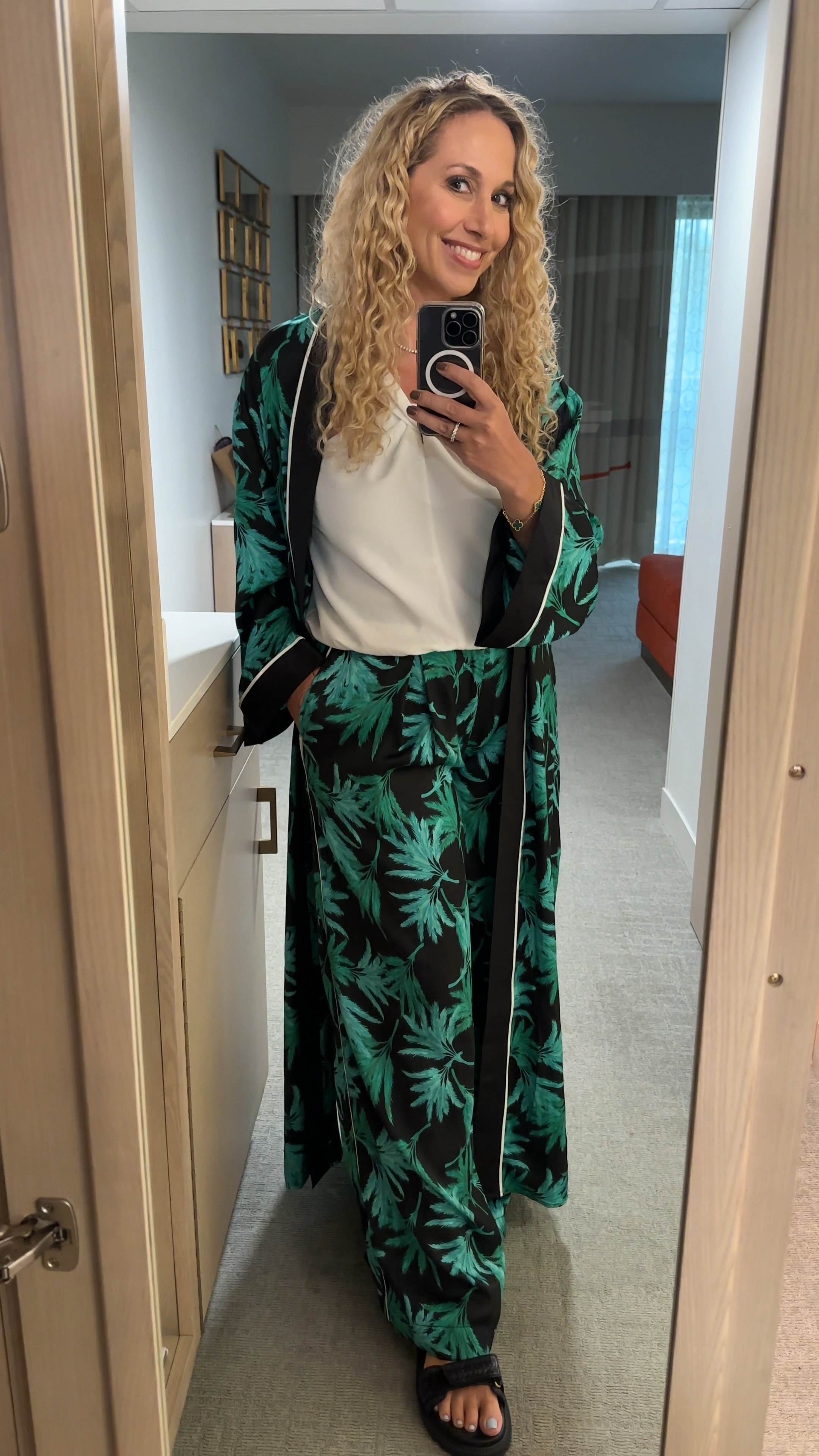 Such a comfortable and chic summer outfit! Two of my favorite #targetfinds: Fe Noel x Target Kimono and wide leg pants. I’m wearing a size M in both. If you have skinny hips, size down. You can wear these pieces separately, too. The kimono is a great coverup, perfect for a vacation getaway.

#LTKSeasonal #LTKunder50 #LTKFind
