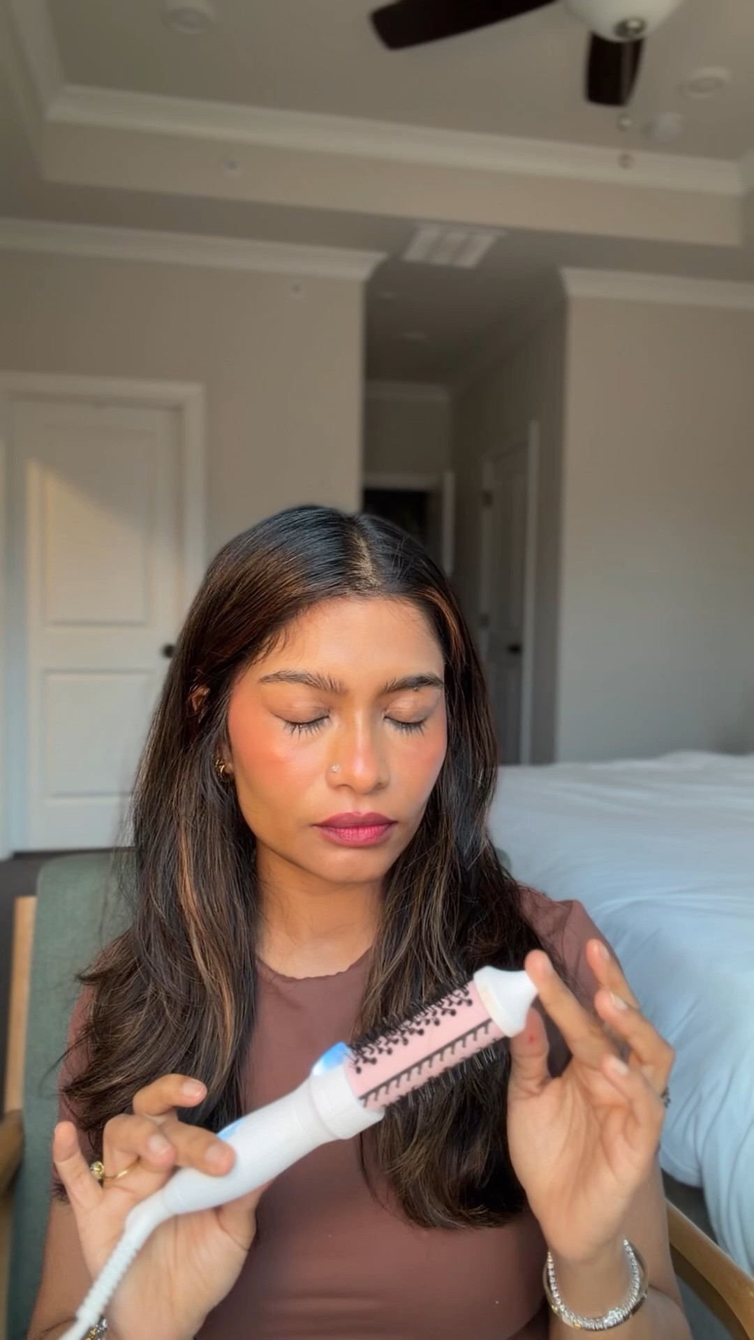 Mini hot round brush that’s great for bouncy hair and layers. Great for traveling too. Took me 10 minutes to do my head

FYI: I did this on my 2nd day hair that I had quick blow dried after washing. Great tool for jeujing up hair  

#LTKselfcare #LTKmomlife #LTKBeauty