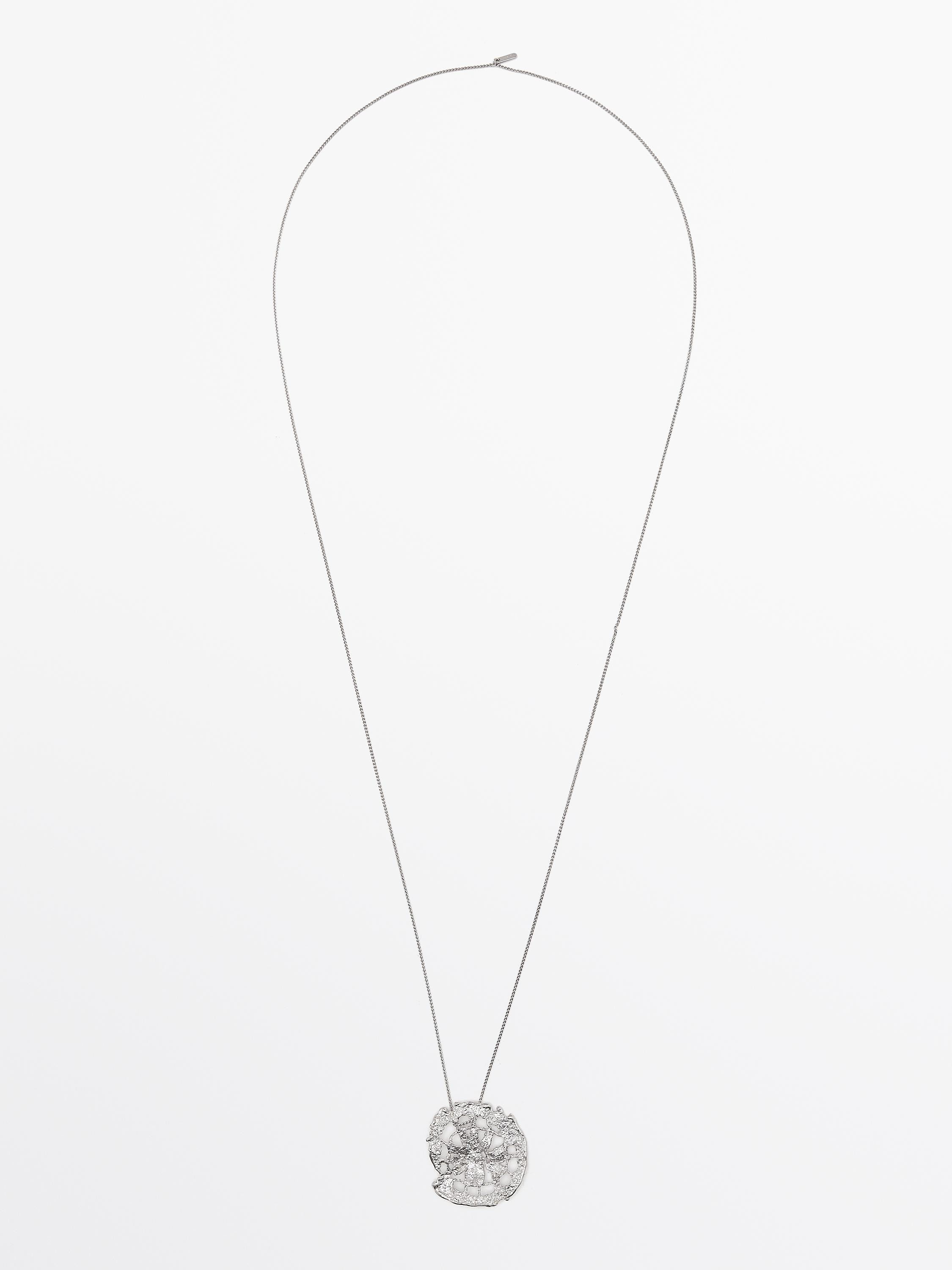 Collana con ciondolo in pizzo | Massimo Dutti IT