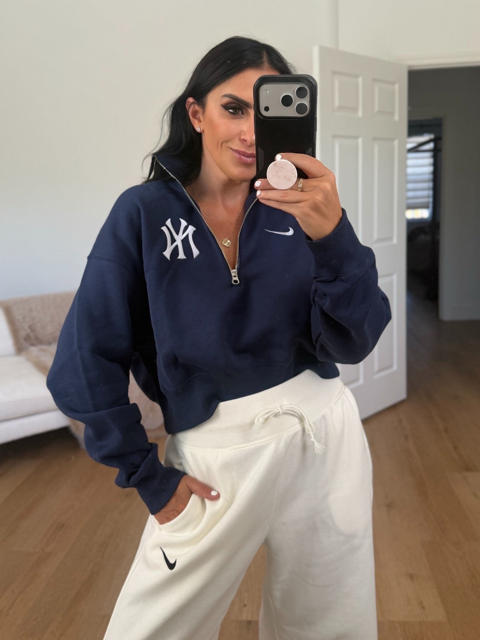 New York Yankees Phoenix Women's Nike MLB Cropped 1/4-Zip Crew wearing size medium.