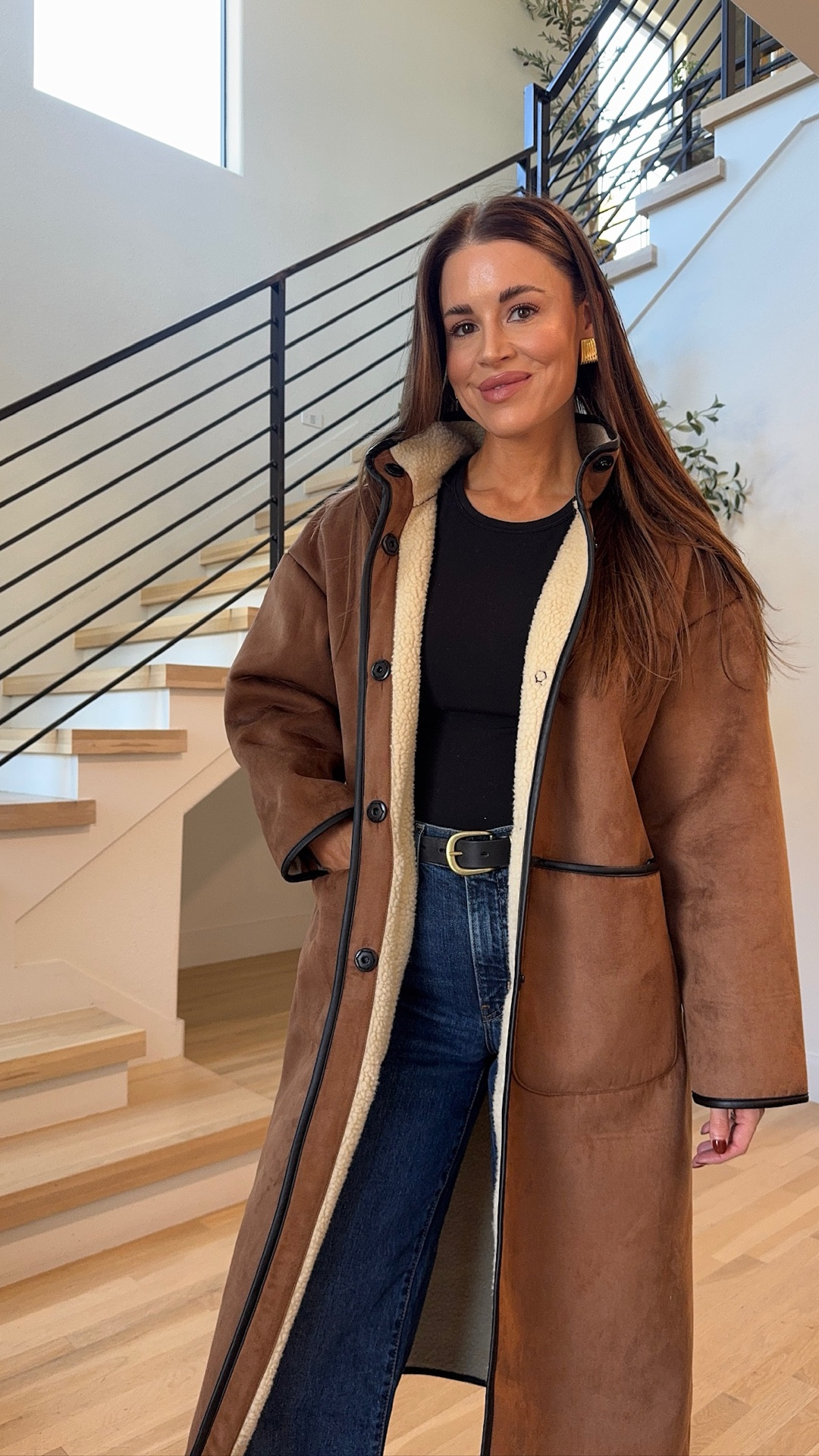 I can’t get over this new coat I got in from Target! These dark wash faux sherpa lining, suede coating, and black trim is stunning!

Target outfits
Target fashion
Target style
Target denim
Target jeans
Winter outfits
Winter style
Target coats
Winter coats

#LTKFindsUnder100 #LTKootd #LTKSaleAlert