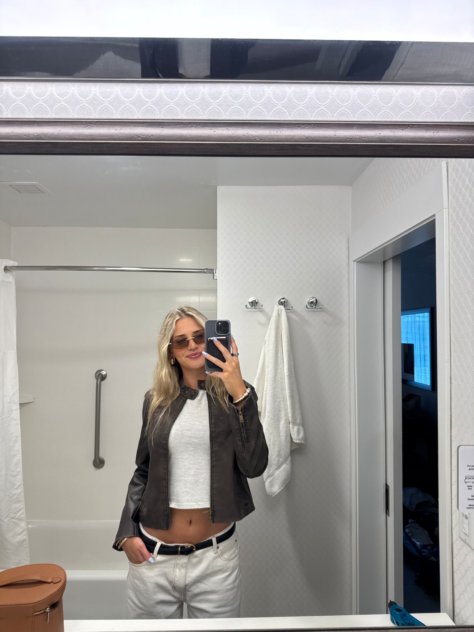 Wearing a size small in jacket!!!! 

#LTKdayinmylife #LTKFestival #LTKgrwm