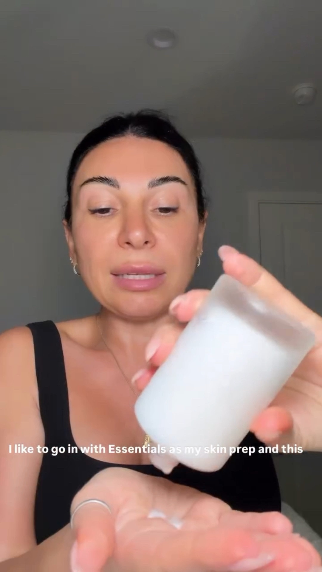 Got some new stuff! Let’s see

Comment SEND IT below to receive a DM with the link for deets to on my LTK

#makeupreel #makeupreview #makeupartist #makeuplover