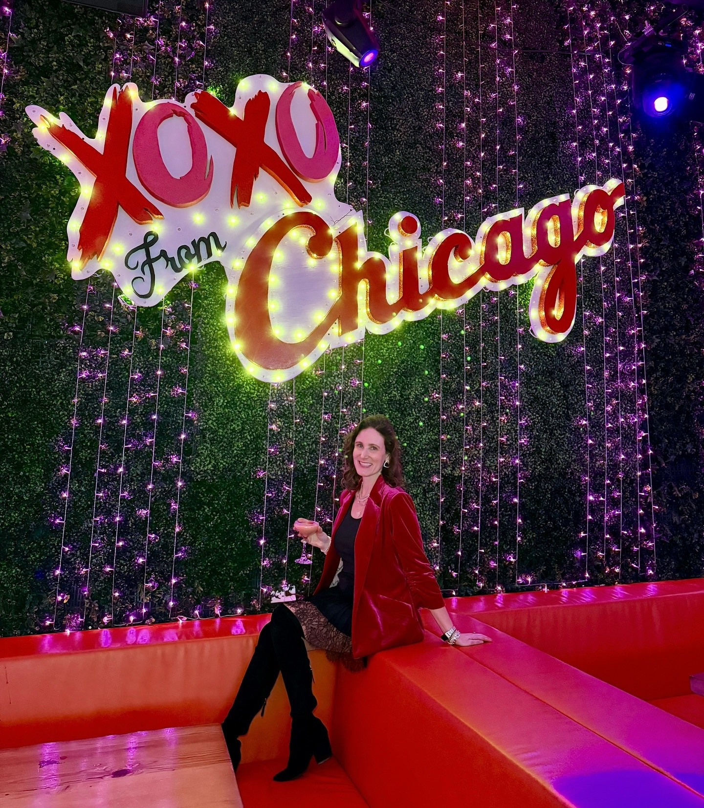 🥂 Flirting with Chicago like it’s a first date. 🍹💞 But if you know me, this love affair is solid! #SipsAndKisses

Chicago’s newest Valentine’s Day pop-up bar, @cupidslovelounge is serving up festive cocktails in the cutest, love-filled setting! 💘✨ Located in River North at @treehousechicago this spot is decked out in all things pink, red, and romantic—perfect for a Galentine’s night out or a sweet date. 💖🍸 💋 #CupidApproved #ValentinesVibes

.

.

.

.

.

#chicagogram #chicago #rivernorth #chicagoinfluencer #mychicagopix #lovechi #chicagolove #mychicago #midwestmoment #midwestblogger #mmBeMine #cupidslovelounge #invited #ad #chicagobar #chicagovalentinesday