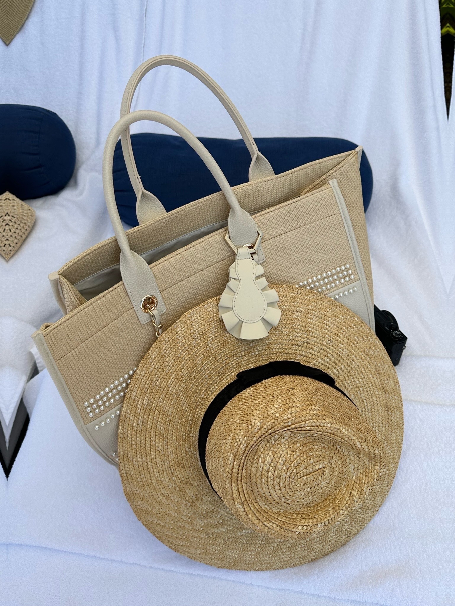 Another travel accessorie must have is a hat clip! 

#LTKSeasonal #LTKtravel #LTKFind