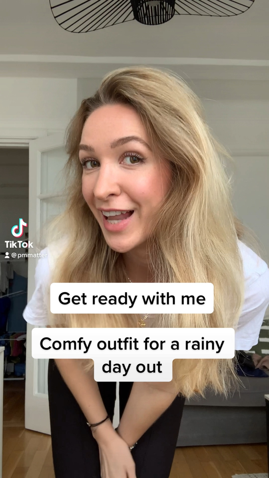 Insta & TikTok @pmmatter for outfit inspiration 🖤 Any questions? DM me on Insta! - minimal style, street style, casual elegant, easy outfit, everyday style, outfit inspiration, clean girl aesthetic, cozy rainy day outfit, stirrup leggings, trench coat outfit 

#LTKfit #LTKstyletip