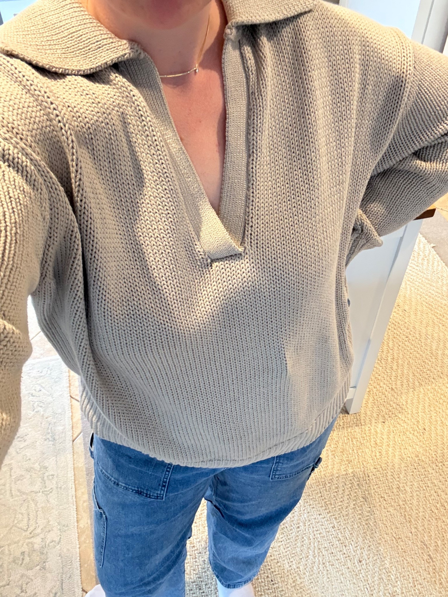 School drop off fit 
I can’t find the exact pants, so linking something  similar 

#sweater #springtransitionalpiece 

#LTKFindsUnder100 #LTKStyleTip #LTKSeasonal