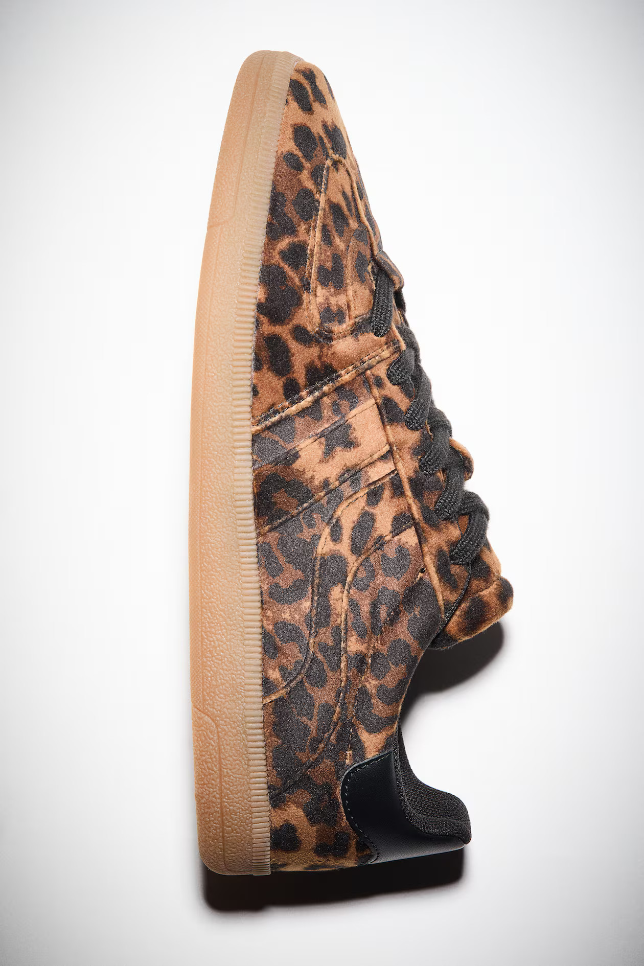 Sneakers | H&M (US + CA)