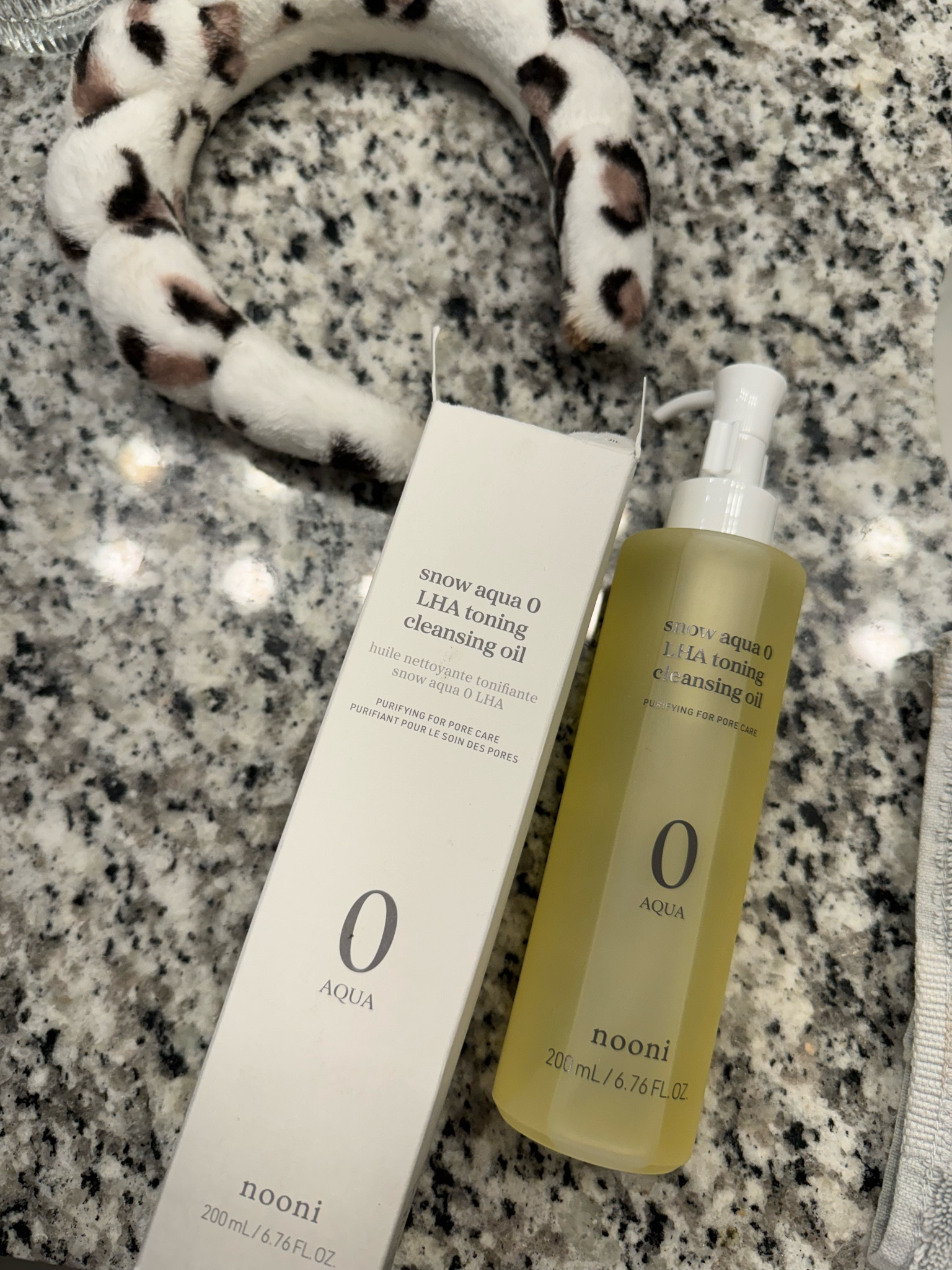 i swear by this cleanser if you want to erase your pores!

#LTKFindsUnder50 #LTKFindsUnder100 #LTKBeauty