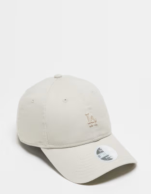 New Era LA Dodgers mini logo 9twenty cap in beige | ASOS | ASOS (Global)