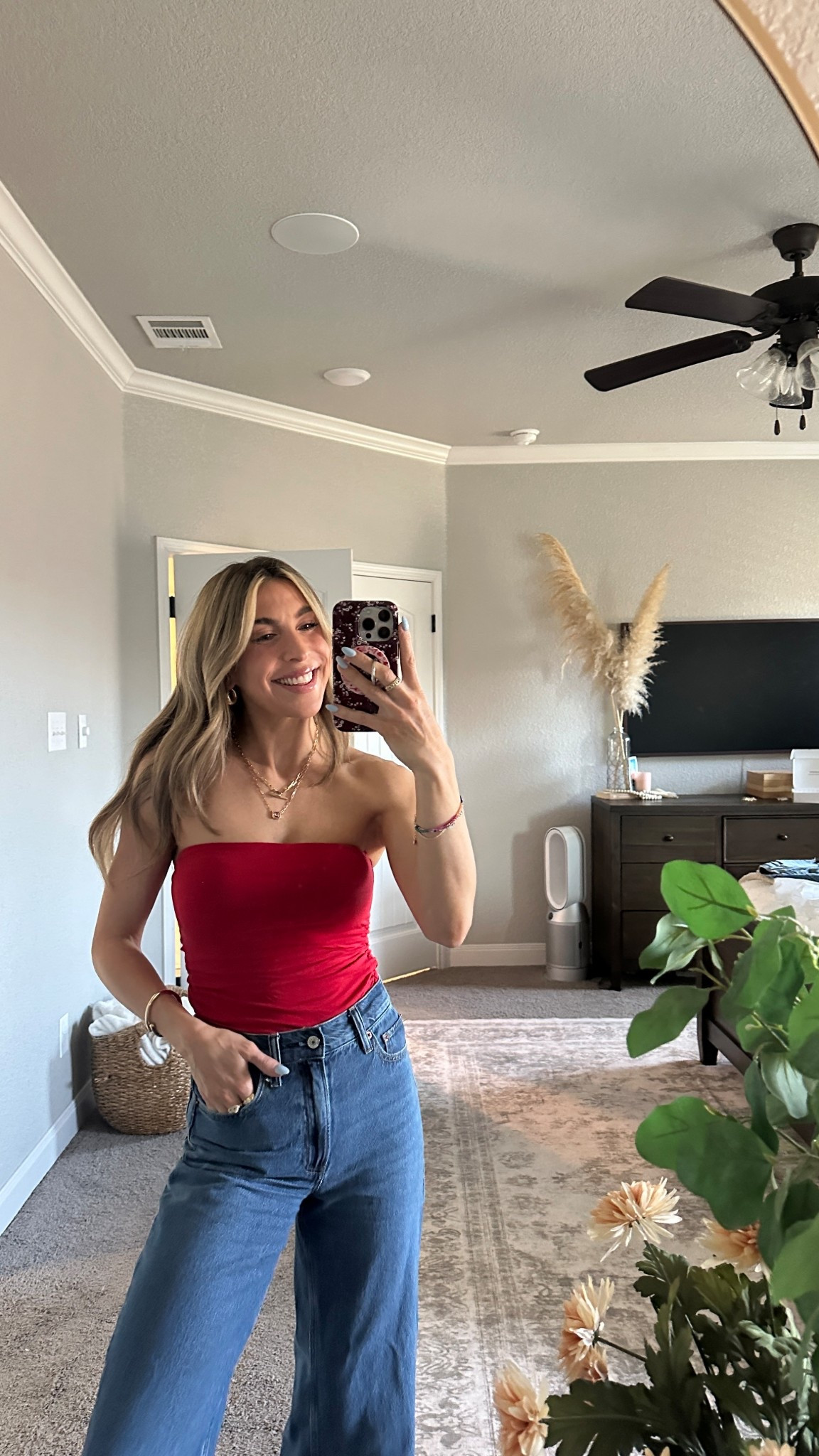 use code SPRINGAF on my tube top and my wide leg jeans! tube top color is “red” and jeans wash is “dark” - size down in the jeans!

#LTKFindsUnder100 #LTKSaleAlert #LTKFindsUnder50