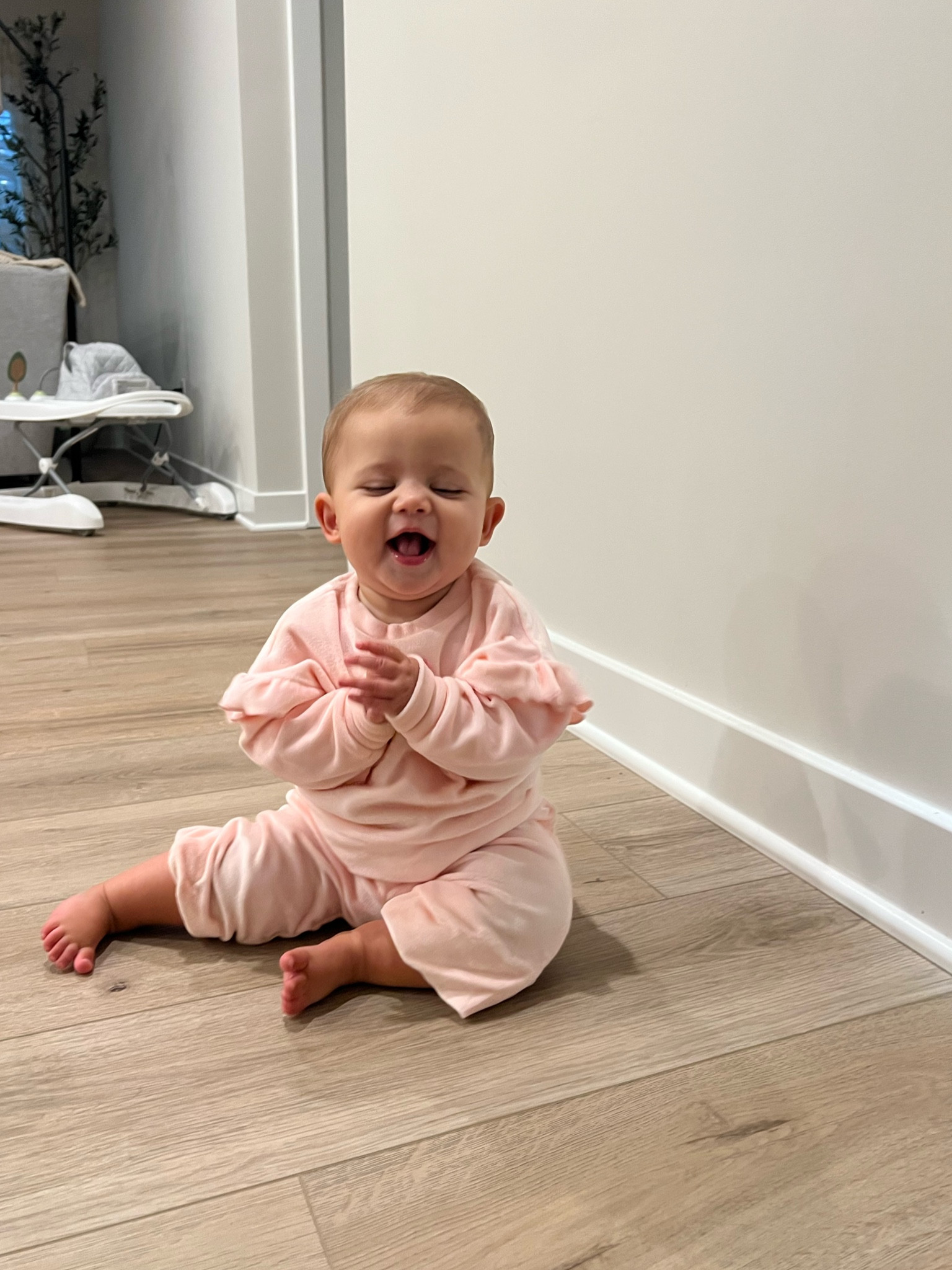 Soft fuzzy two-piece set 💕 Carter’s Black Friday sale started today! (50-60% off everything!)

#LTKSeasonal #LTKSaleAlert #LTKBaby
