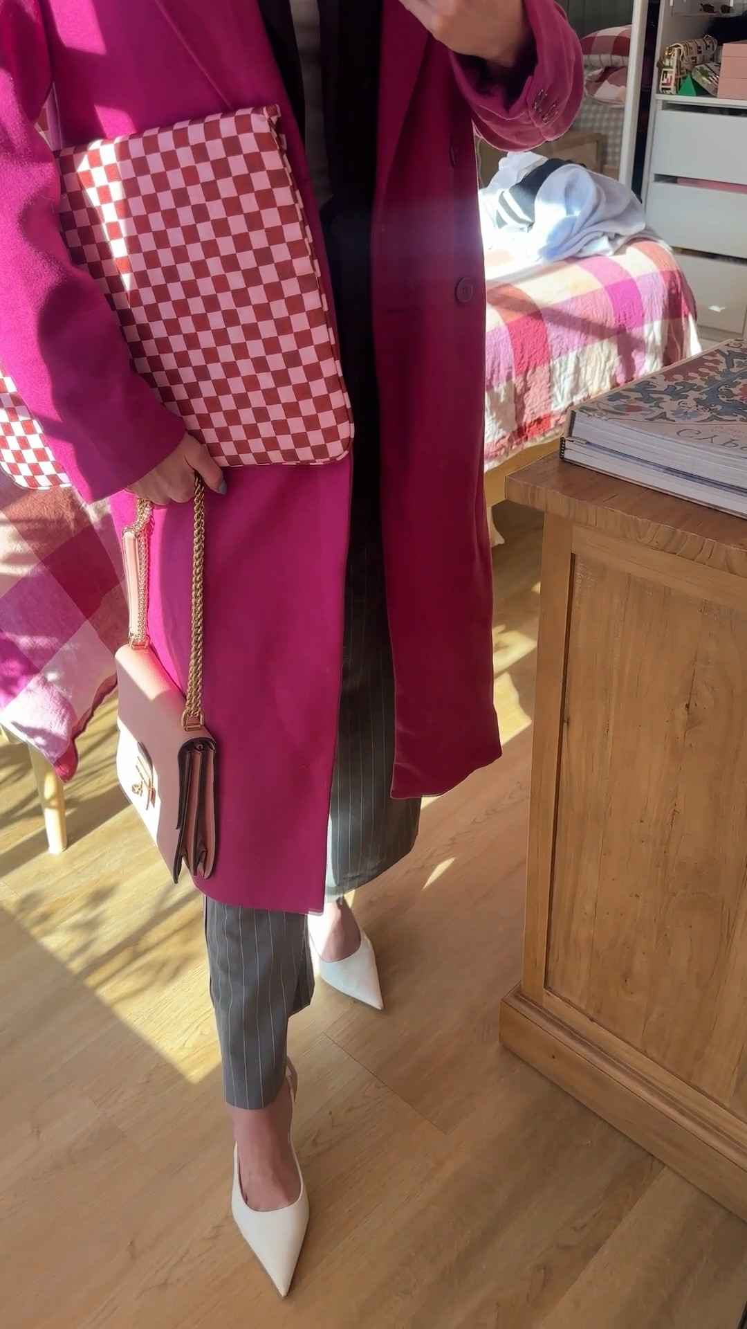 Winter fit for a 5 degree day in Sydney. ❄️🥶 I swapped out the shirt because it was too fabric-y with the coats. 

#LTKaustralia #LTKstyletip #LTKworkwear