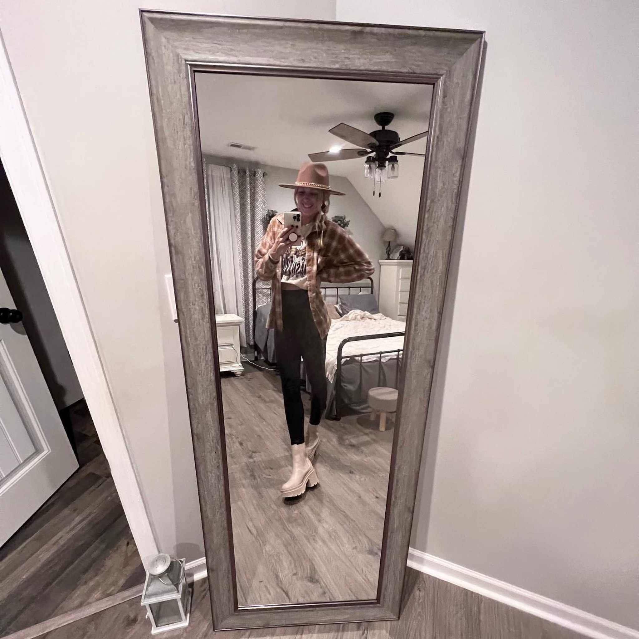 Fall vibes brought to you by Lime Lush Boutique 💓 I’m wearing size M tee, M flannel, S leggings (shein), 8.5 boots 

#LTKSeasonal #LTKunder50 #LTKunder100