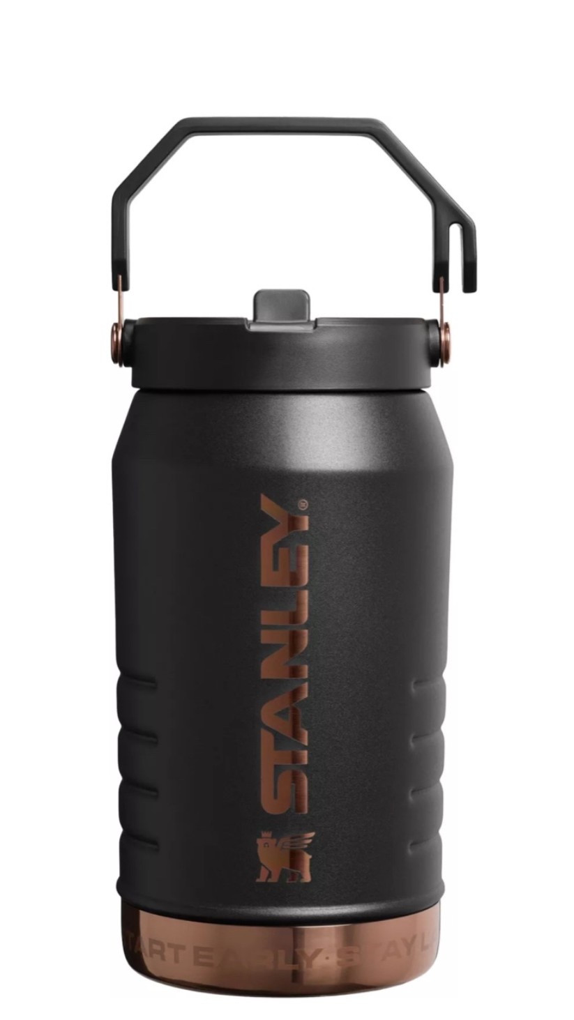 Great looking jug for those healthy people in your life! In my cart for a Christmas present 😍