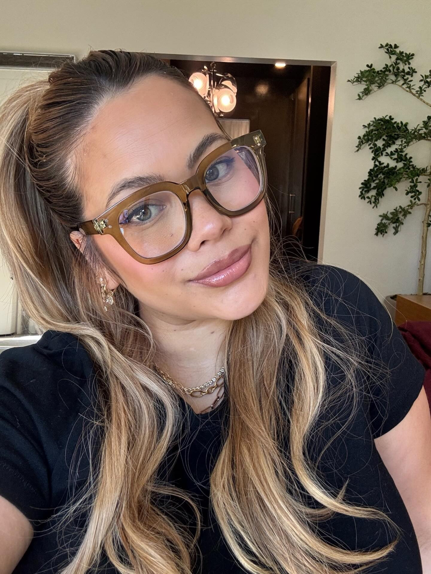 Checking in… alive, caffeinated, and slightly unhinged. First time wearing makeup and cleared from my 6 week checkup! Shall we start our hot mom walks again?!