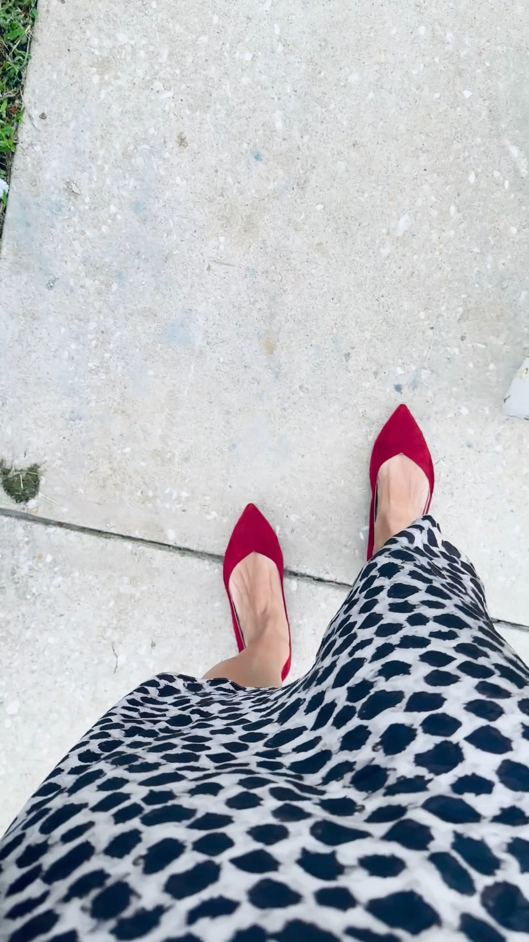 Red suede flats that will be on trend for Fall… and they’re very comfortable! Use workslayplay10 for savings. 

#LTKShoeCrush #LTKStyleTip