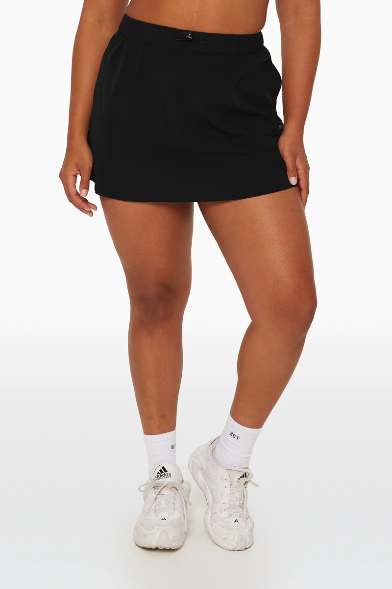NYLON TRACK SKIRT - ONYX | SET Active