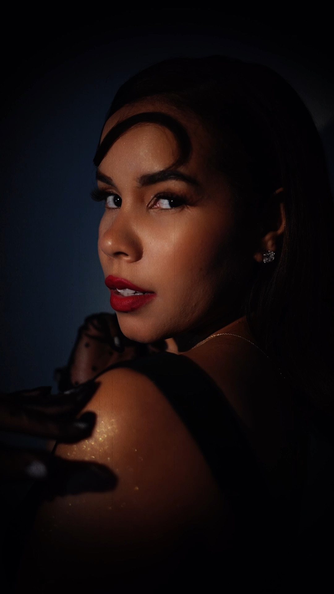 When sparkle feels this good, you never want to take it off ✨
Wearing my new @fantasia_by_deserio studs and tennis bracelet — effortless elegance designed in NYC. Clean lines, timeless shine, and that #thelookandfeelofreal touch.

Shop my look in my LTK  #liketkit #fantasiabydeserio

#LTKPetite #LTKStyleTip #LTKParties