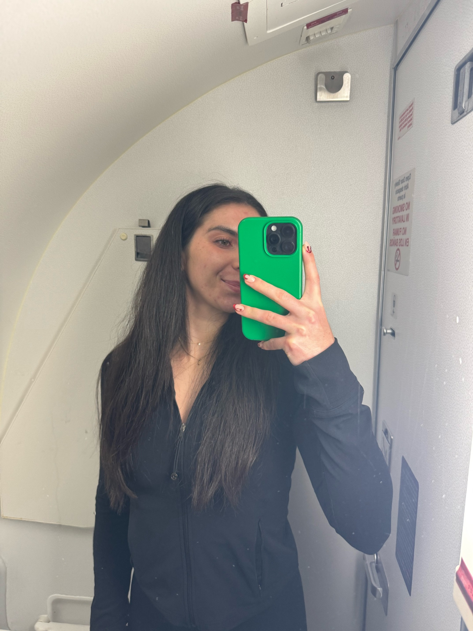 Airplane fit 

#LTKU #LTKActive #LTKTravel