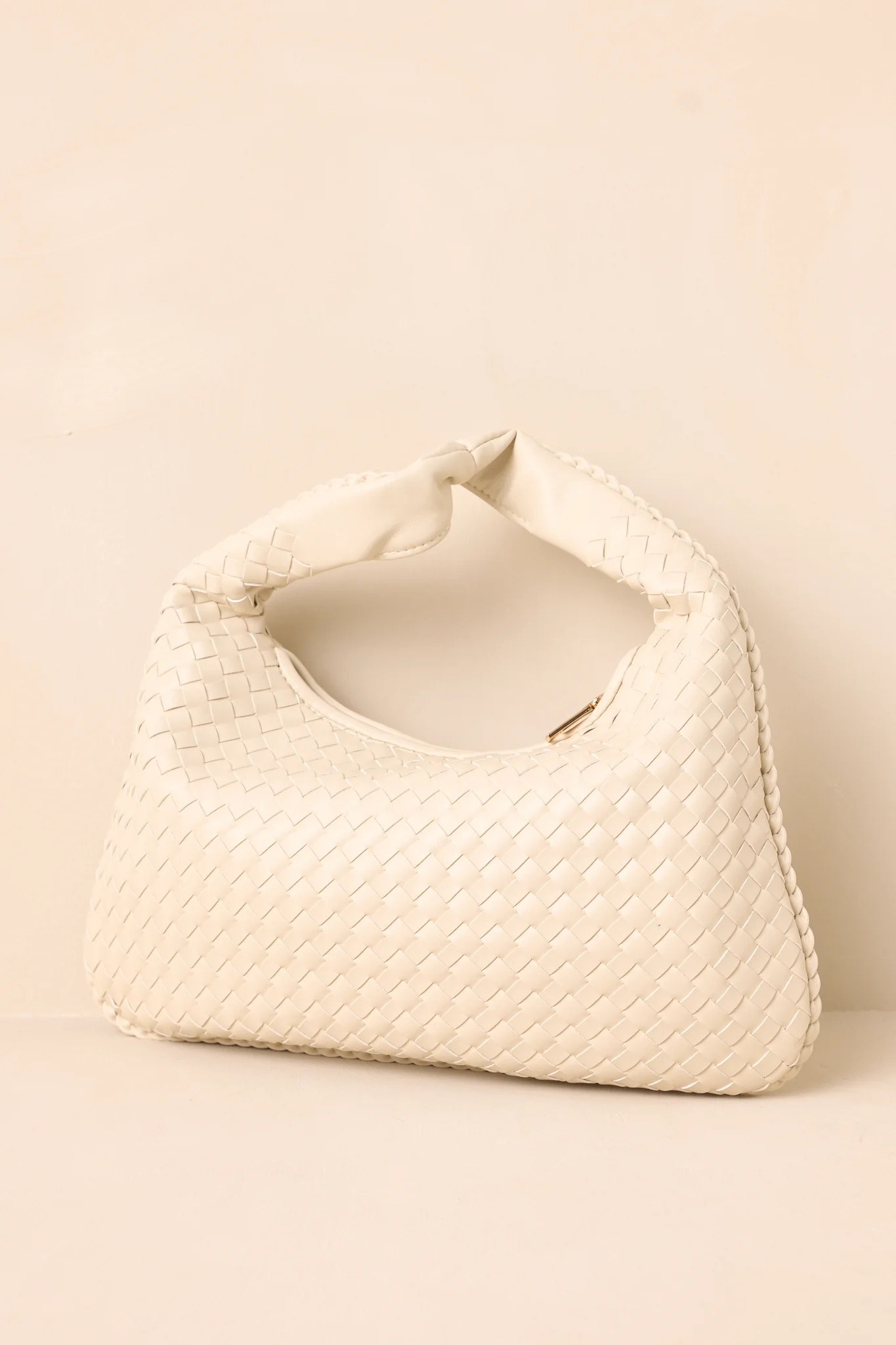 Dream Of The Fleet Oatmilk Woven Handbag | Red Dress