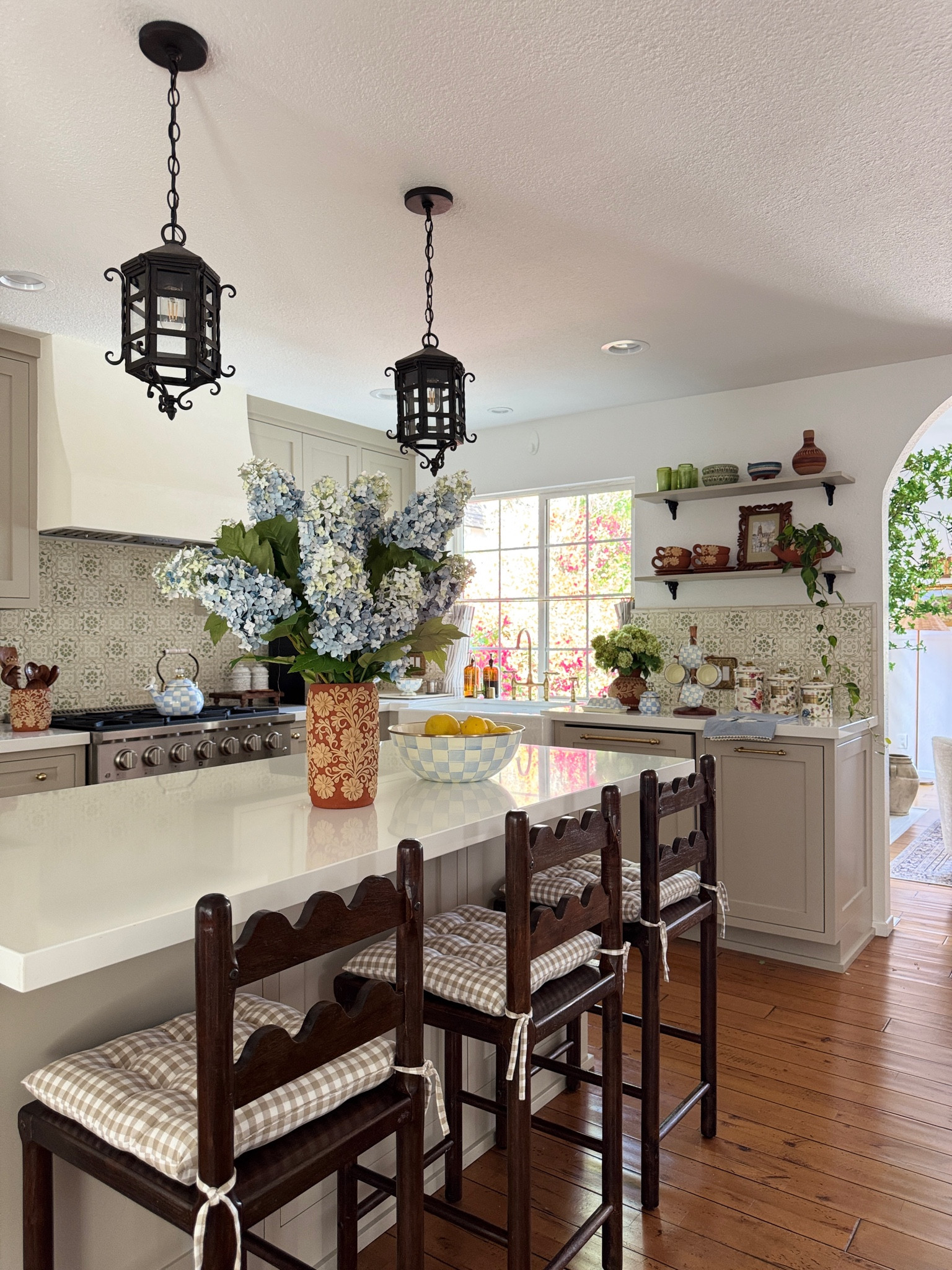 Kitchen faves and my refresh faves from my #ad with Mackenzie Childs! #bluecheck #mackenziechilds #kitchensummerrefresh

#LTKSeasonal #LTKHome