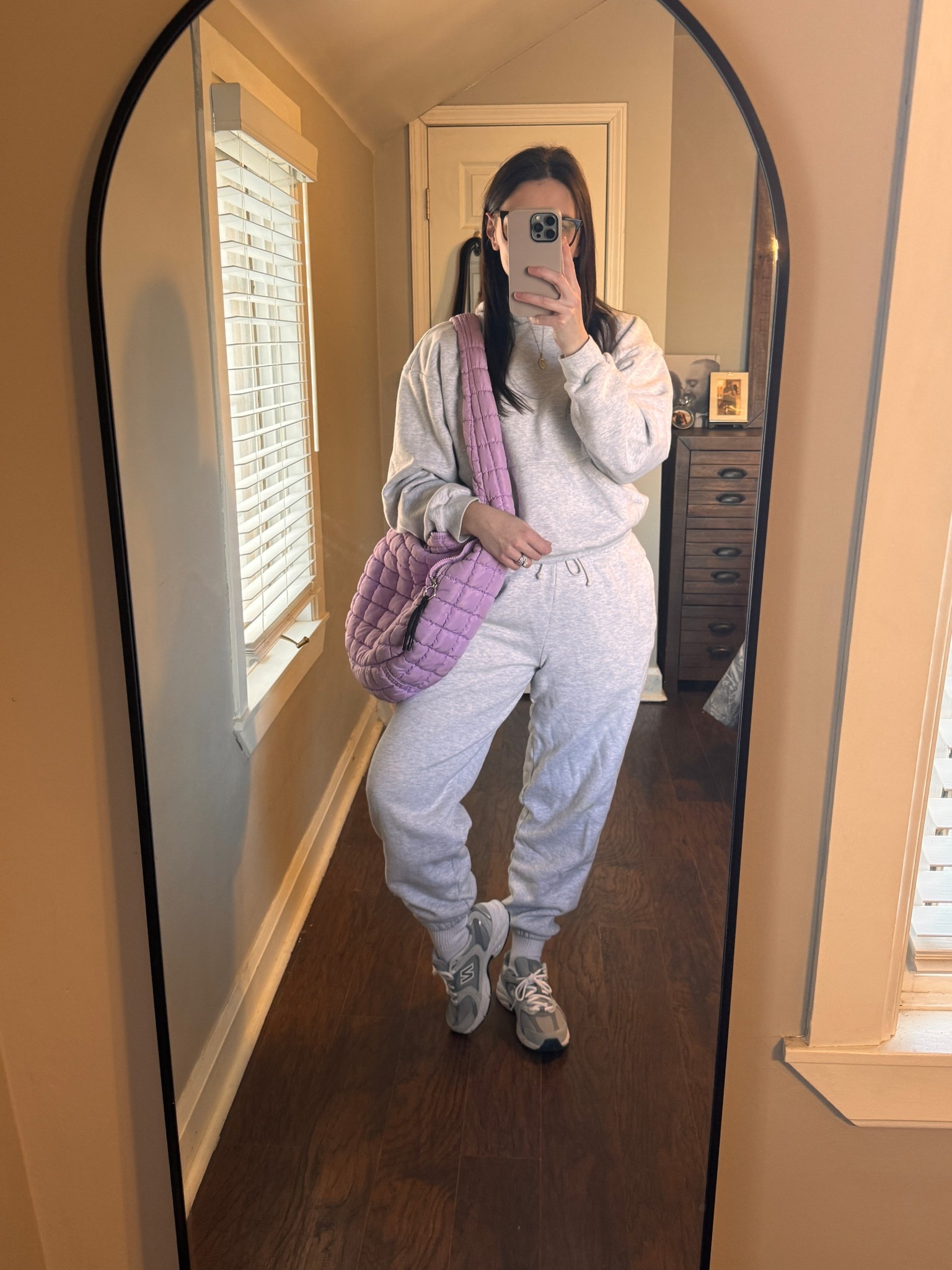 Mom uniform but make it chic😉

Skims sweat sets are my fav!

#LTKdayinmylife #LTKmomlife #LTKootd