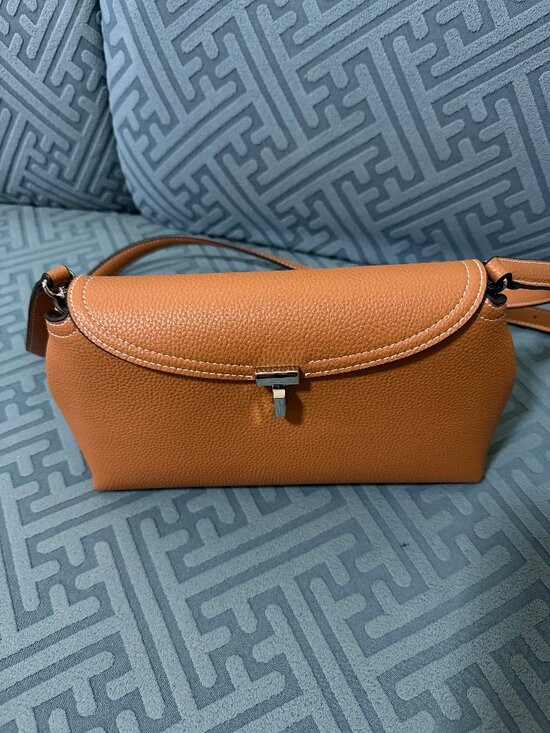 T-lock grained-leather clutch tan | Poshmark