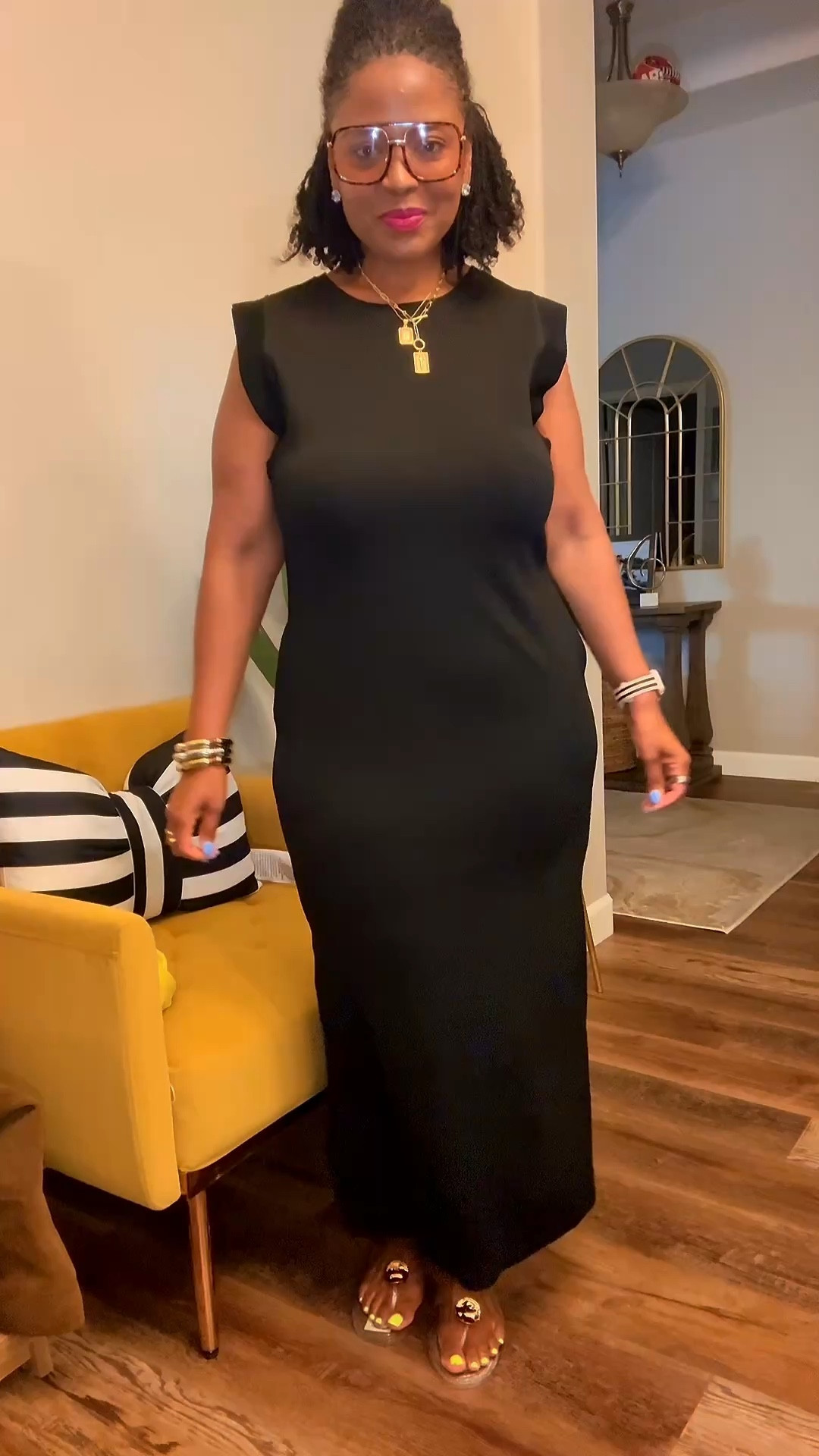 Wearing medium 
Great soft comfy fabric!! 
Casual dress 
Goes up to a 3X

#LTKMidsize #LTKootd #LTKU