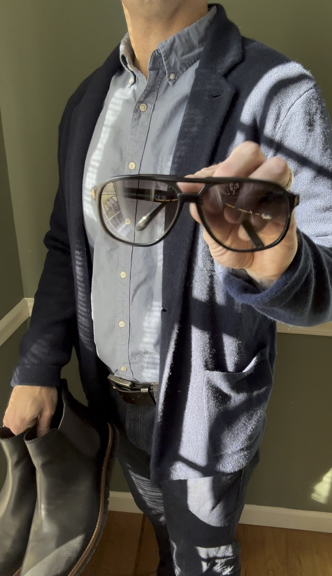 These waterproof boots are on sale for a nice price. The cashmere sweater is not on sale currently but there are a lot of discounted cashmere options available. Check the links!

#mensstyle

#LTKmens #LTKsalealert #LTKover40