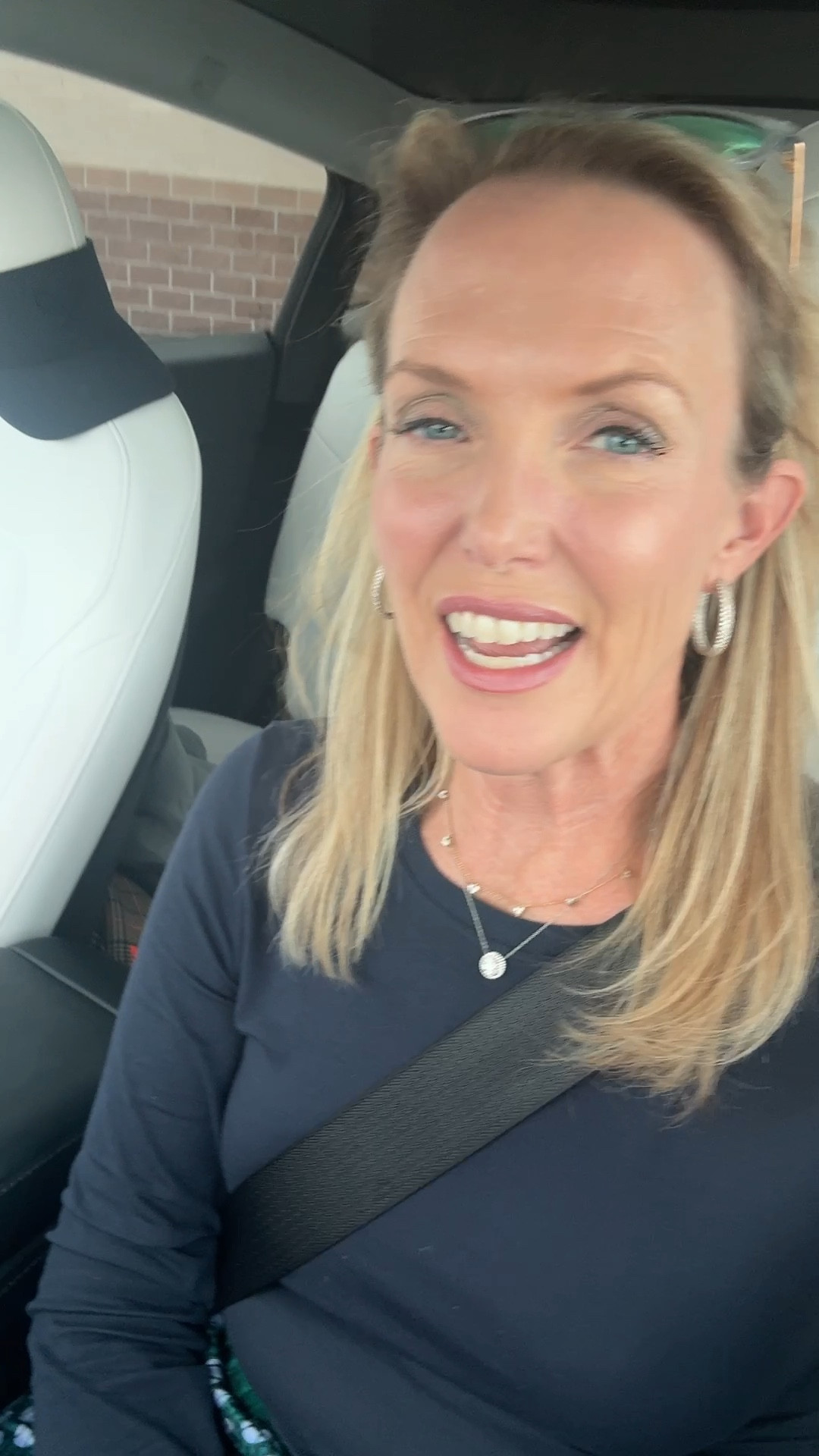 It’s starting to finally look like springtime!
Hang out with me while I wait for the nice people to bring groceries out to my car. Where has this service been all of my life?! Love it!


#LTKWatchNow #LTKOver40 #LTKHome