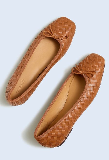 These woven flats! So great for spring 