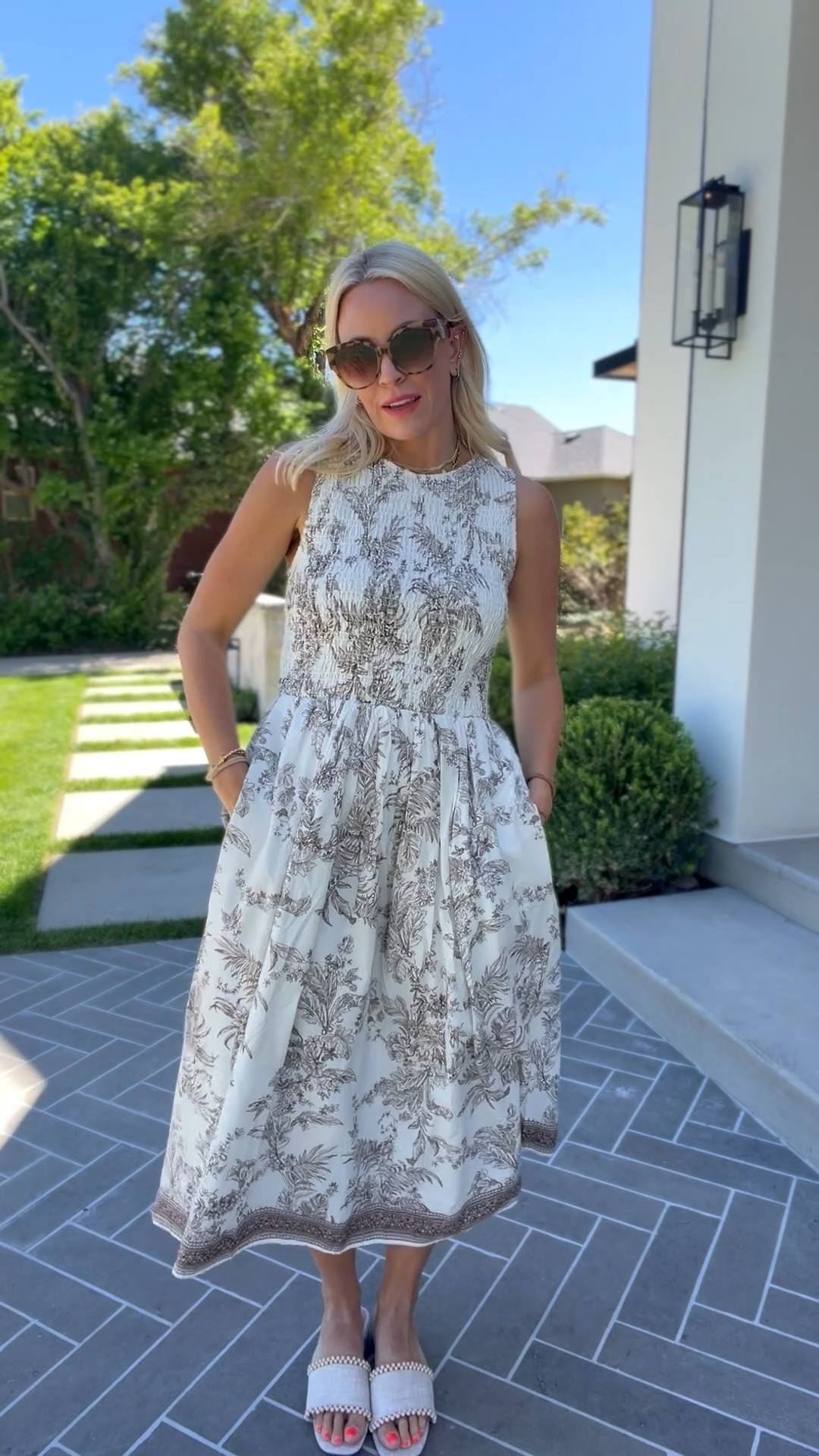 This dress is from loft and is on sale! So flattering and works in every season! Size small!

#LTKootd #LTKmomlife #LTKgrwm
