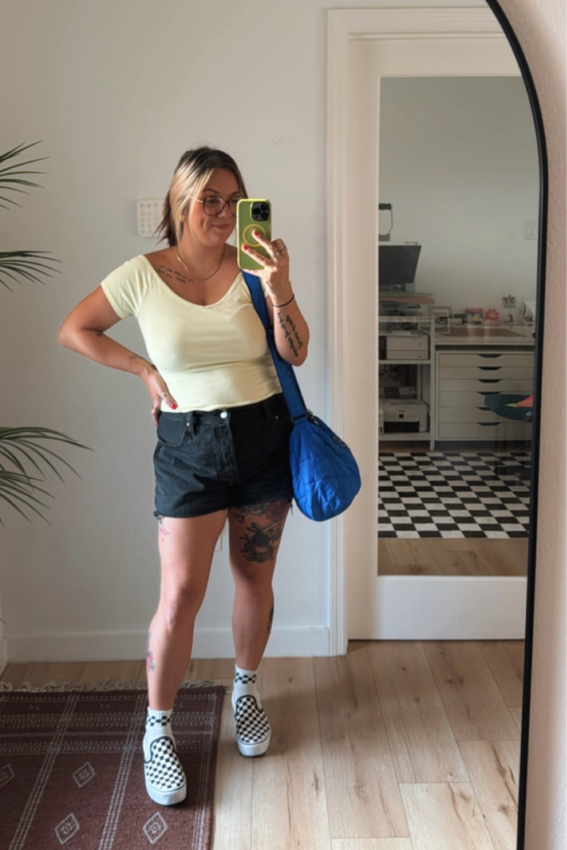 Socks are from Temu. Bag is the same but sold out in the blue color.
Wearing a size medium in the top.