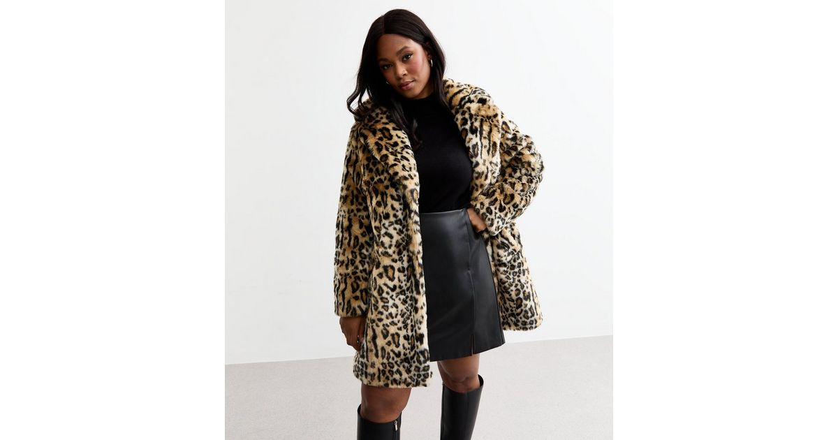 Curves Leopard Print Faux Fur Coat
						
						Add to Saved Items
						Remove from Saved Items | New Look (UK)