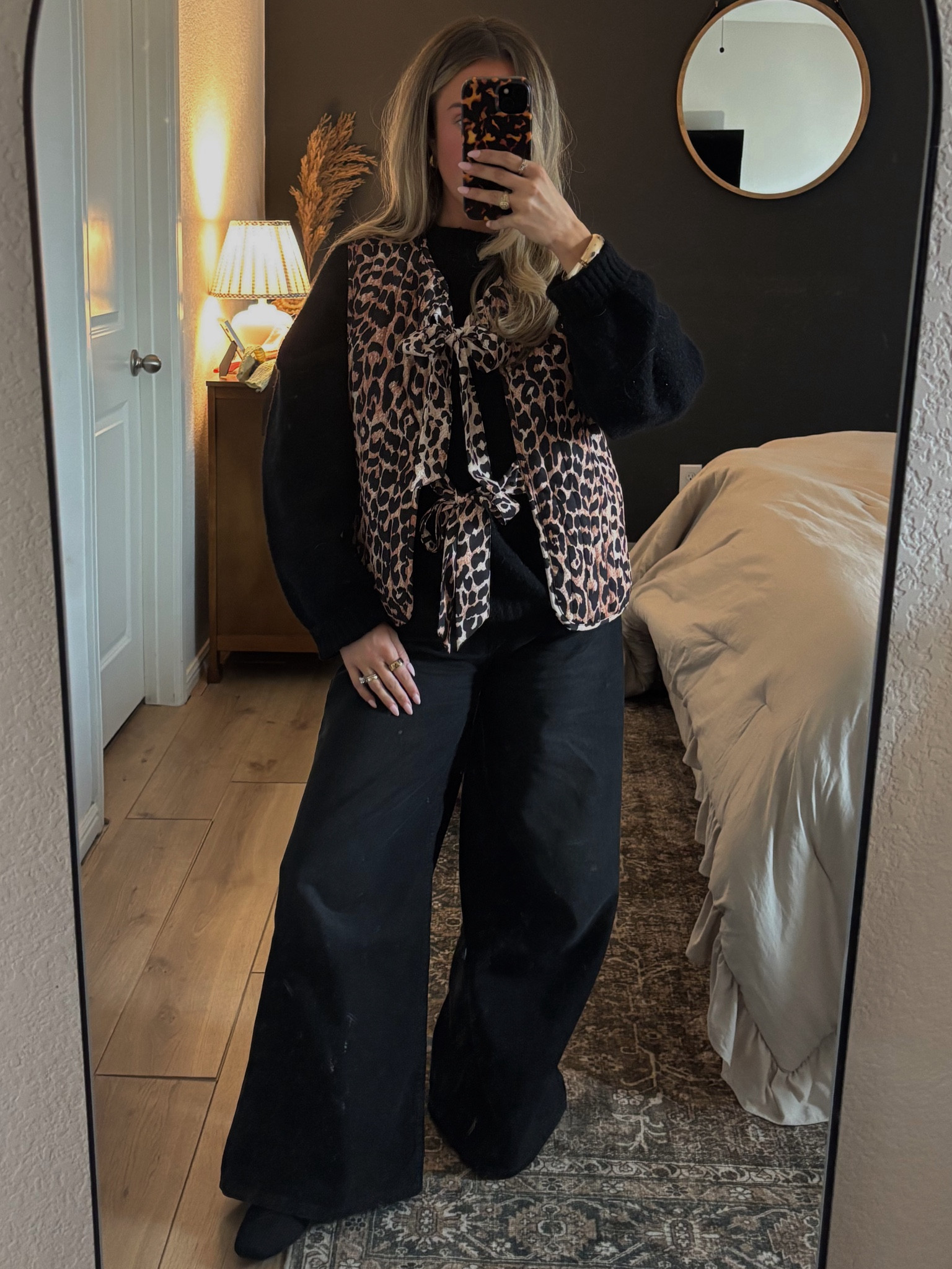 OOTD 
Tops - M
Bottoms - 28