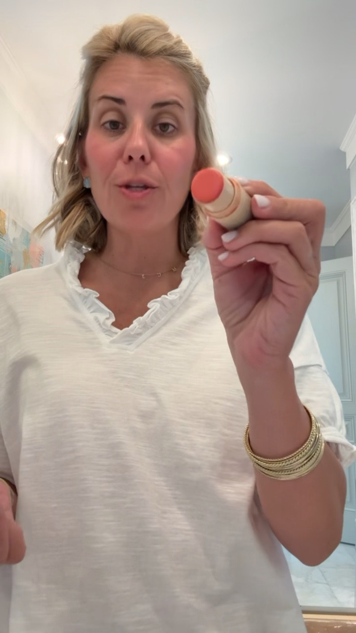 DIBS has 20% off blushes! Y’all know dibs is my everyday go to make up. It’s so convenient and no master class needed. I’m going to link up my favorite products & shades. 

Desert Island Duo - 
Shade 1 (most used shade) - Out of Office/Vacay Vibes 
Shade 3- Full Deets/Spill the Tea

GlowTour Duo - Starlit
Duet Baked Blush - Spice Gal
Cool Blush Cheek Stain - Summer Girl

Duet Baked Bronzer - Caramel cappuccino or Vanilla latte 
Status Stick - high road highlight
LoveBeam Perfector  - love triangle and the one 
LoveBeam Setting Spray 

 

#LTKgrwm #LTKSaleAlert #LTKmomlife