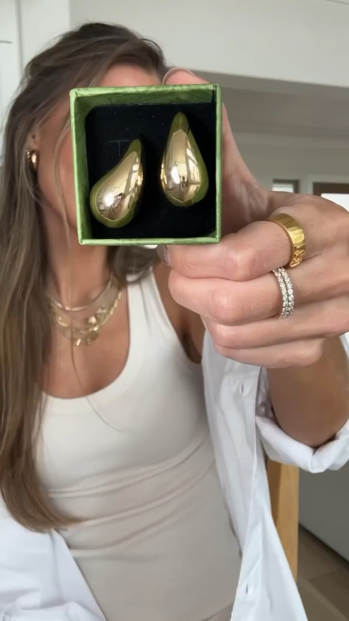 Finally got my hands on these Bottega dupe earrings on Amazon!! LOVE! 


#LTKstyletip #LTKunder50 #LTKGiftGuide