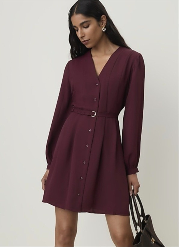 Petite belted v-neck flare mini dress for short women.Hey I am 4'11/150cm petite fashion expert and I share style tips and fashion for short women.

#LTKPetite #LTKMidsize