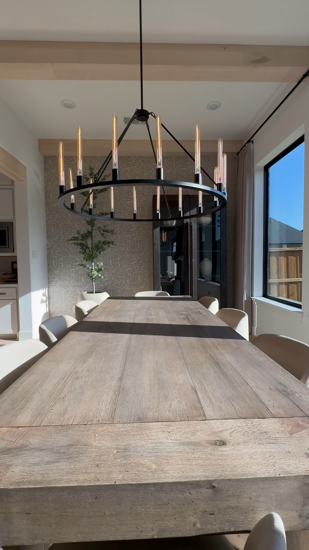 Hi friends! 😄 👋🏽

So in love with this wallpaper! It’s peel and stick - so installation is super easy! Color is Neutral/Pearl …. It also comes in Gray. We used 1 roll per stick so that the patterns match from top to bottom.😊 

#LTKHome #LTKStyleTip #LTKSaleAlert